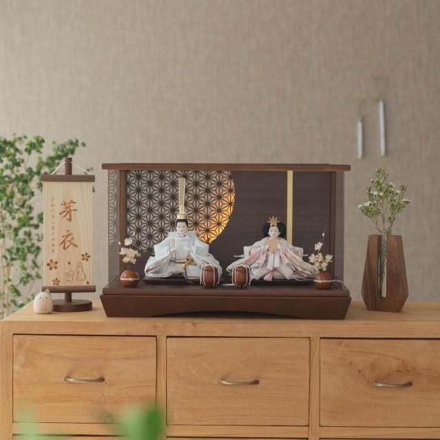 <img class='new_mark_img1' src='https://img.shop-pro.jp/img/new/icons13.gif' style='border:none;display:inline;margin:0px;padding:0px;width:auto;' />ことのひな人形 ゆき 灯円ケース 円麻の葉BB