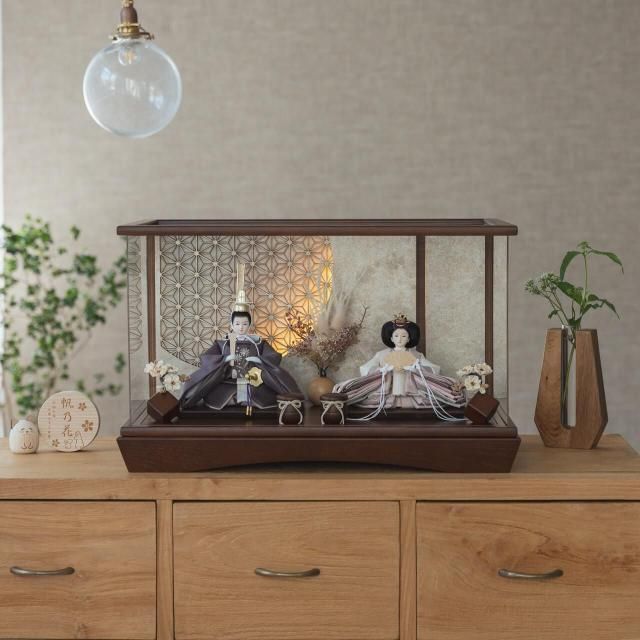 ことのひな人形　すず　灯灯円ケース　円麻の葉銀B　立花P付