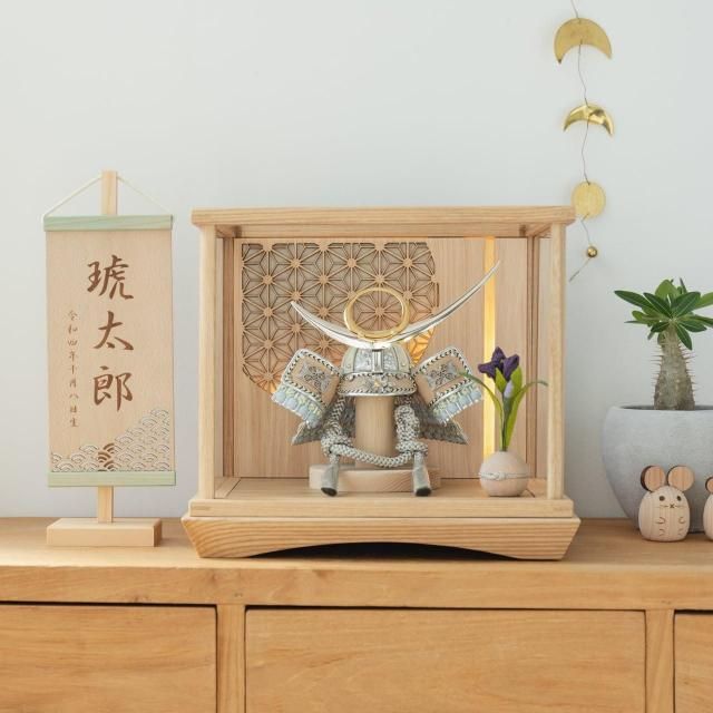 <img class='new_mark_img1' src='https://img.shop-pro.jp/img/new/icons13.gif' style='border:none;display:inline;margin:0px;padding:0px;width:auto;' />ことのオリジナル兜 上杉謙信 灯円ケース 円麻の葉 N N