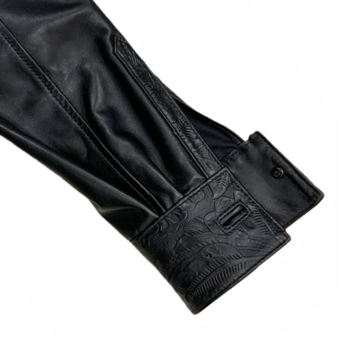 美品♡セオリー レザーシャツ 羊革 リアルレザー ブラック ロゴ入りボタン 38 美品♡セオリー レザーシャツ 羊革 リアルレザー ブラック ロゴ