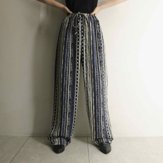 【A.L.S】cold color stripe design easy pants