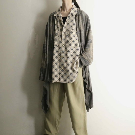 【A.L.S】Gray color embroidery Special pile jacket