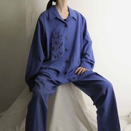【A.L.S】floral embroidery deep blue shirt setup