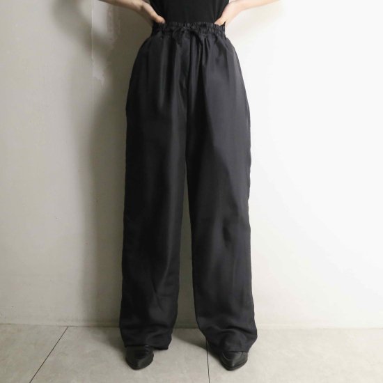 【A.L.S】Black tapered nylon easy pants