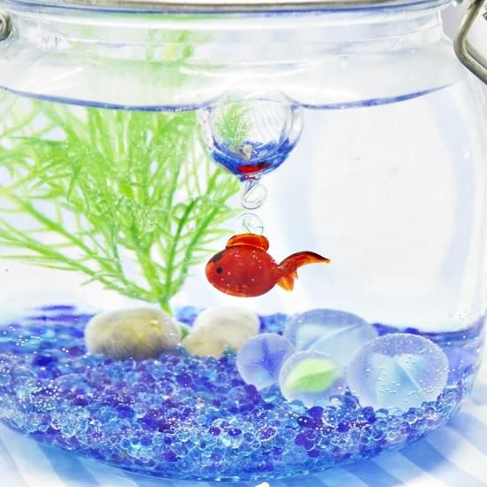 金魚妻』のガラス細工の琉金