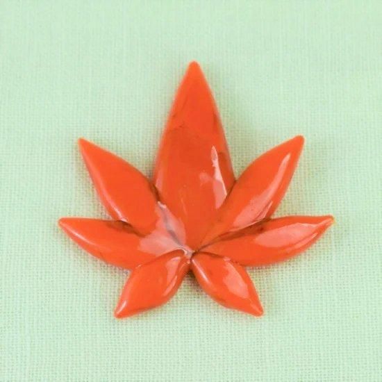 ガラス細工　ミニチュア　もみじ ガラス細工 紅葉（S) ミニチュア 置物 雑貨 葉 ディスプレイ