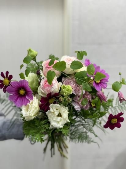 すみれセレクト 季節の花いけ 水無月 L すみれ花店 Online Shop