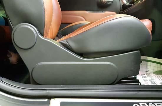 ノーマルシート用 ローポジションアダプタ - フィアット・アバルト