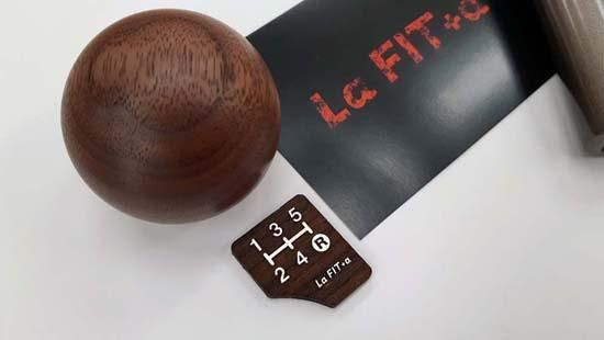 La FIT+a BLACK Shift Knob KURUMI - フィアット・アバルト