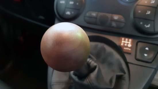 La FIT+a BLACK Shift Knob KURUMI - フィアット・アバルト