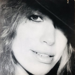 <img class='new_mark_img1' src='https://img.shop-pro.jp/img/new/icons47.gif' style='border:none;display:inline;margin:0px;padding:0px;width:auto;' />Carly Simon / Spy(LP)