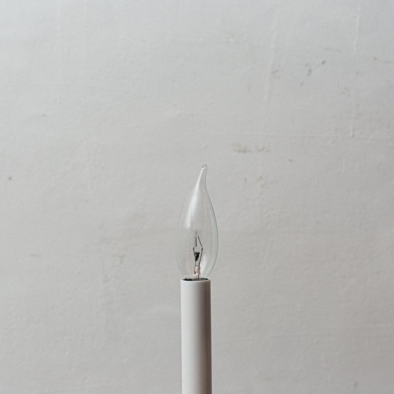 LAS011<br>E12 25W LAMP BULB FLAME TIP CL