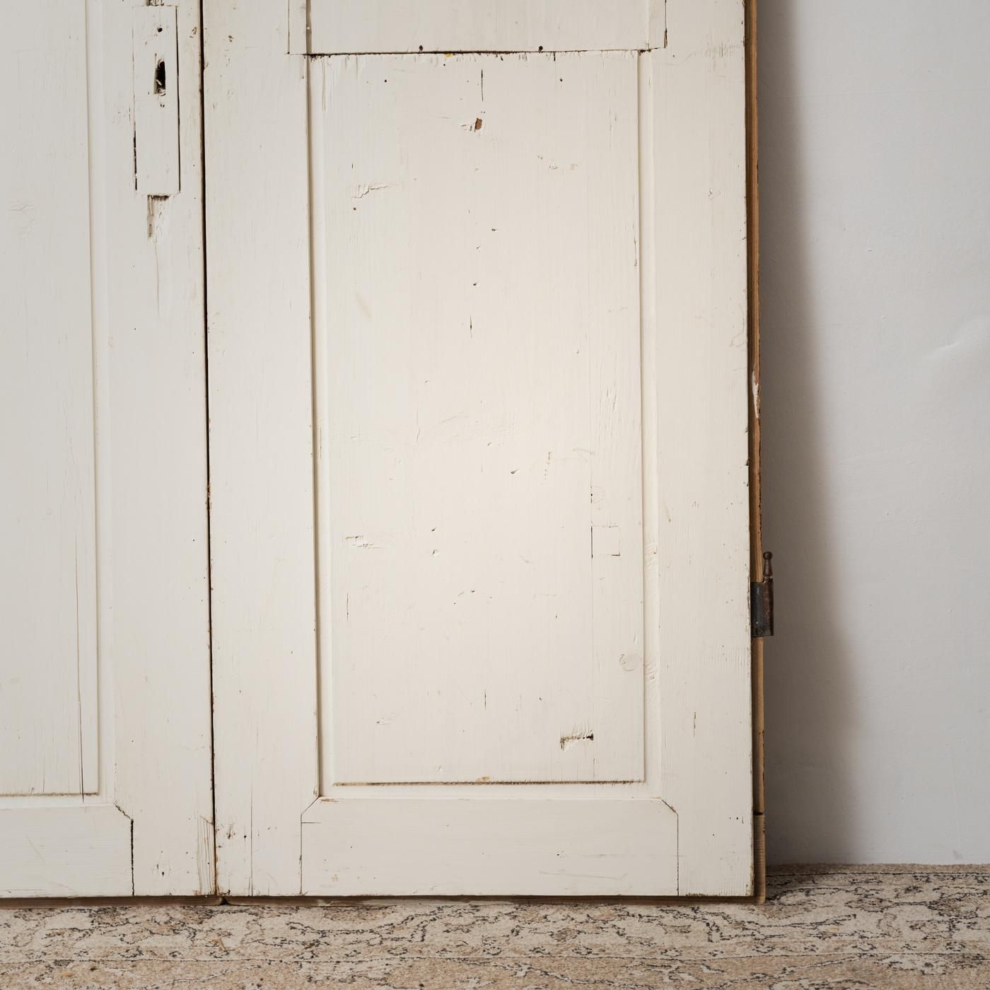 ANTIQUE PAINTED DOOR - POINT NO.39｜東京｜目黒｜真鍮照明