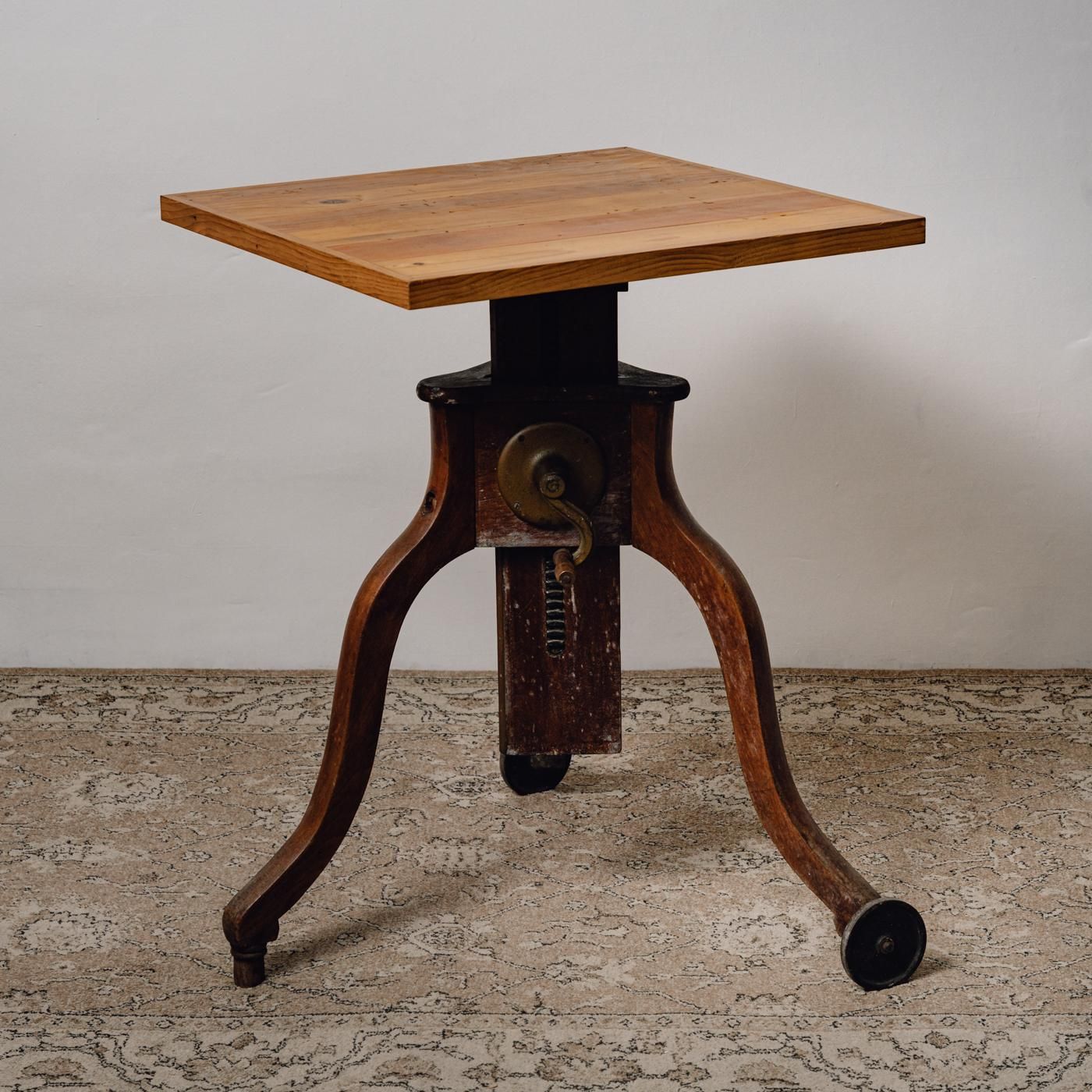 LIFTING TABLE - POINT NO.39｜東京｜目黒｜真鍮照明｜ヴィンテージ家具