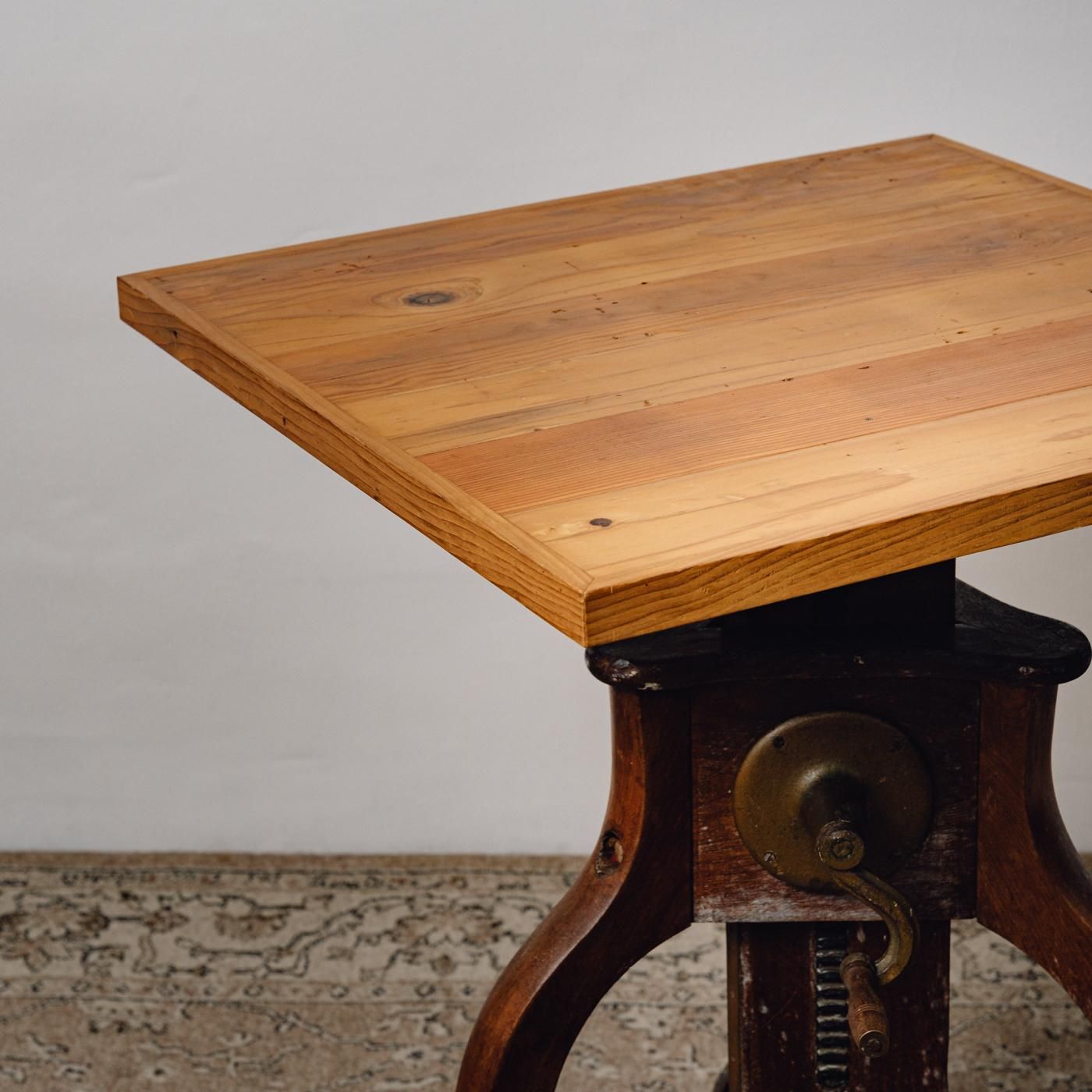 LIFTING TABLE - POINT NO.39｜東京｜目黒｜真鍮照明｜ヴィンテージ家具