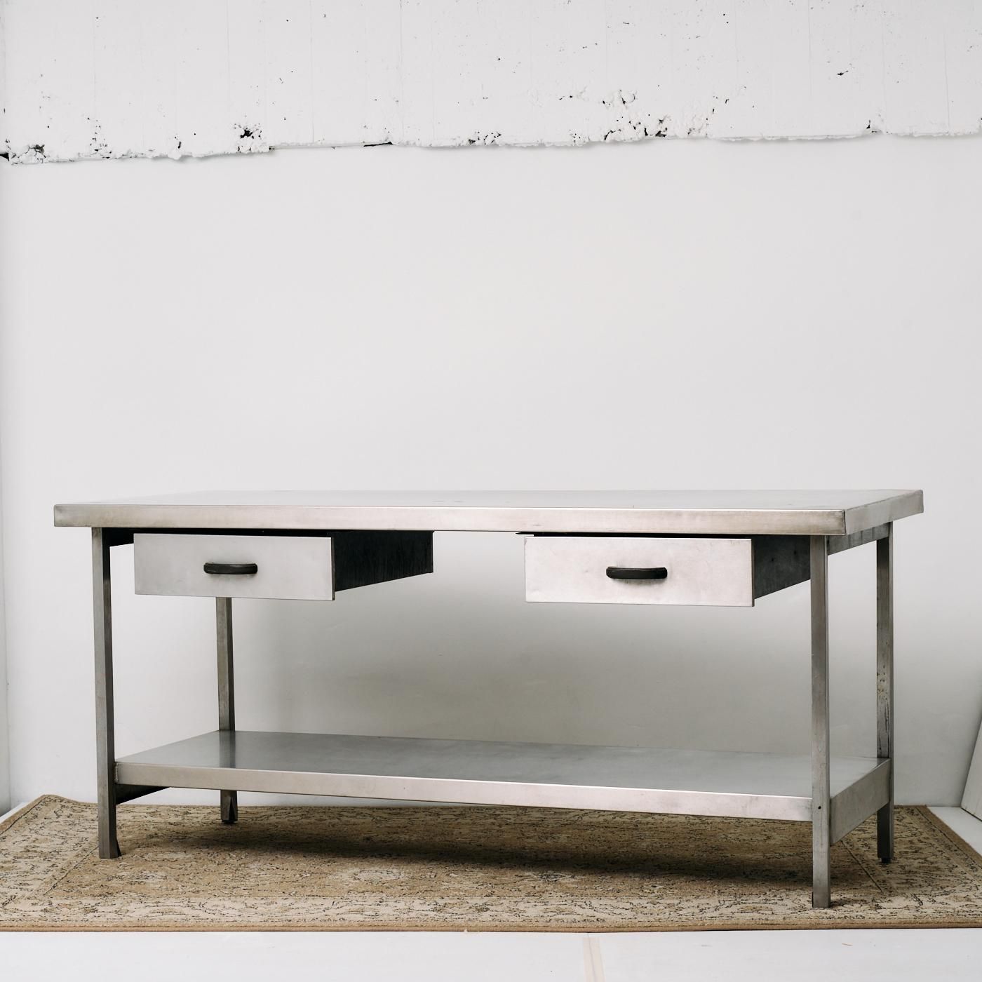 STAINLESS KITCHEN TABLE - POINT NO.39|東京|目黒|真鍮照明 STAINLESS KITCHEN TABLE - POINT NO.39|東京|目黒|真鍮照明