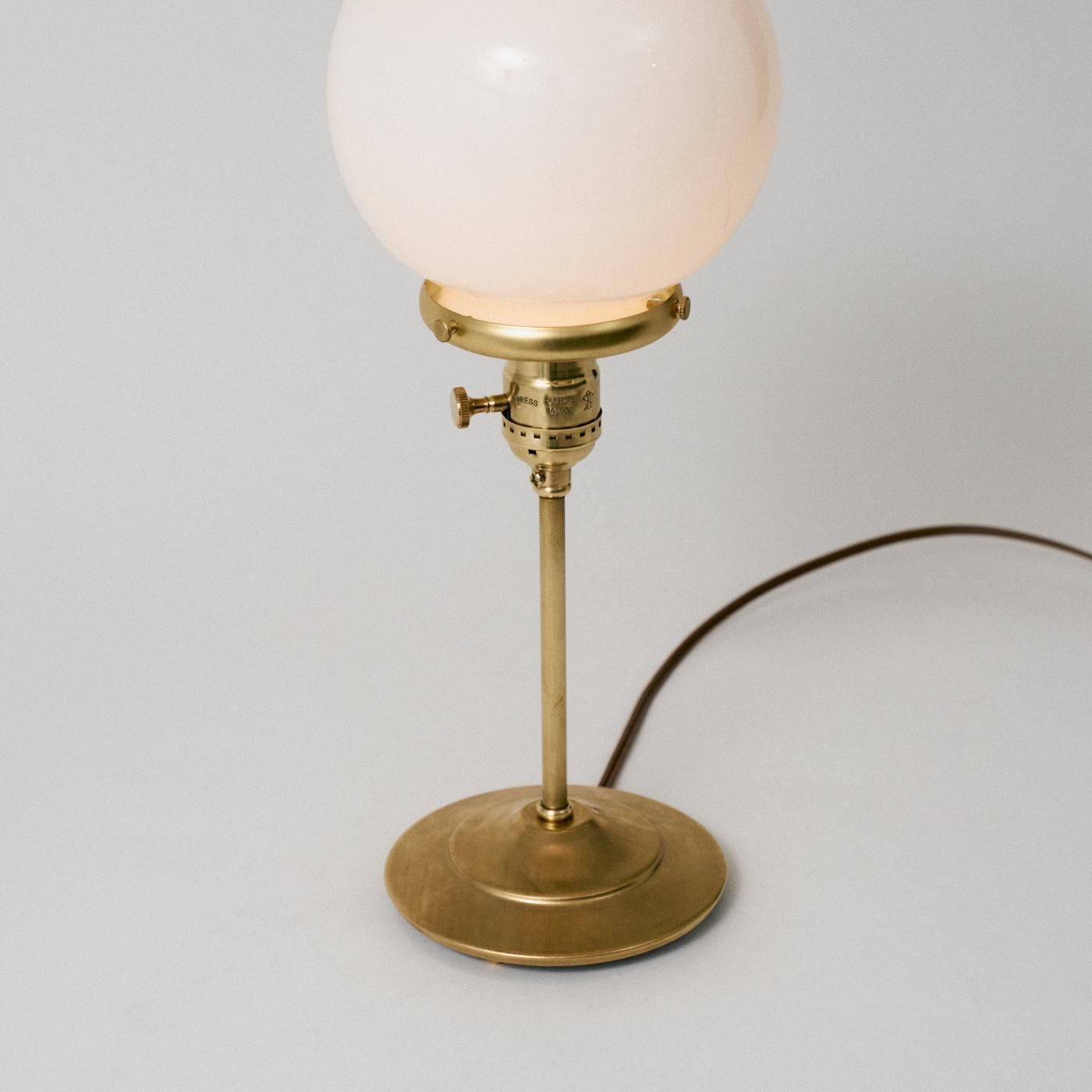 OSL082-WH GLASS SHADE STAND LIGHT - POINT NO.39|東京 OSL082-WH GLASS SHADE STAND LIGHT - POINT NO.39|東京