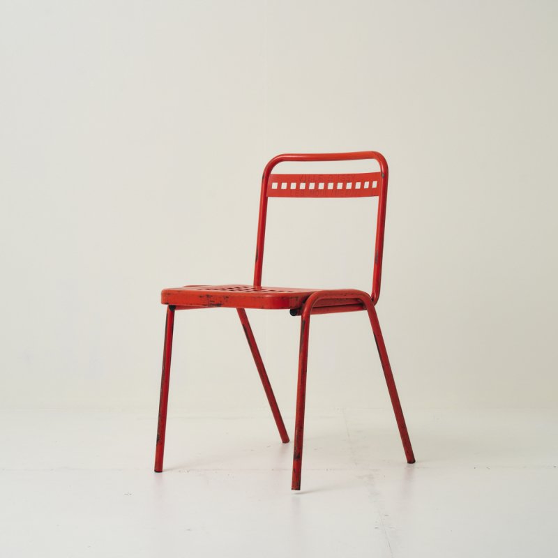 STACKING CHAIR<br>ơ å