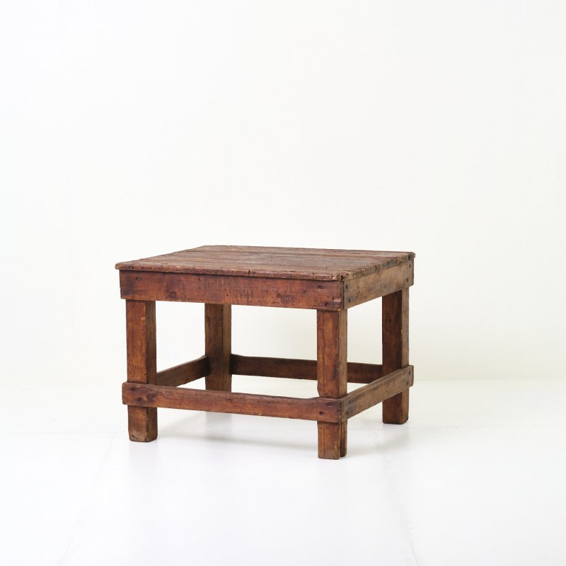 SQUARE TABLE<br>ヴィンテージ 