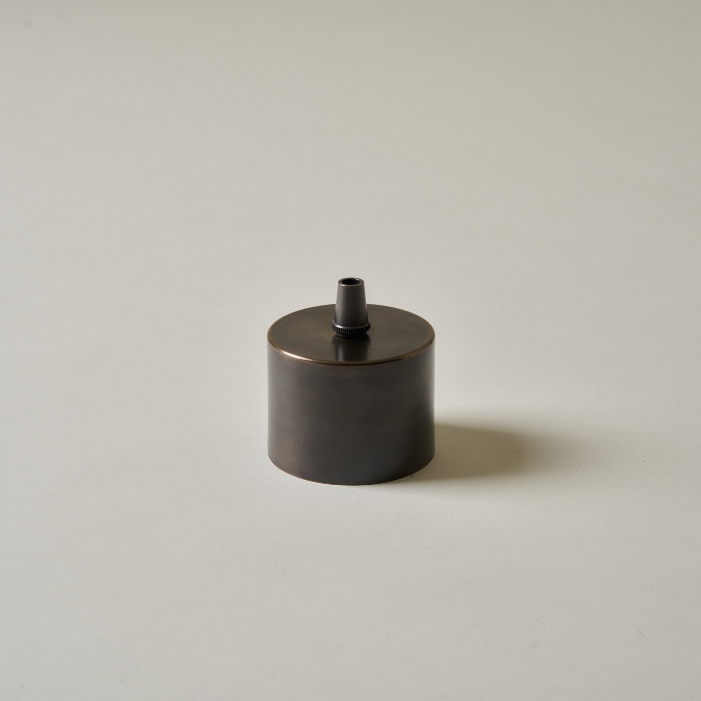 OFL001-A - Cylinder Cup + Black brass - POINT NO.39｜東京｜五反田｜目黒｜真鍮照明｜フランジ