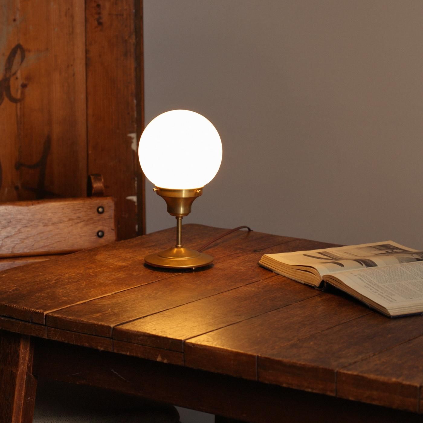 OSL079-WH GLASS SHADE STAND LIGHT - POINT NO.39｜東京｜五反田