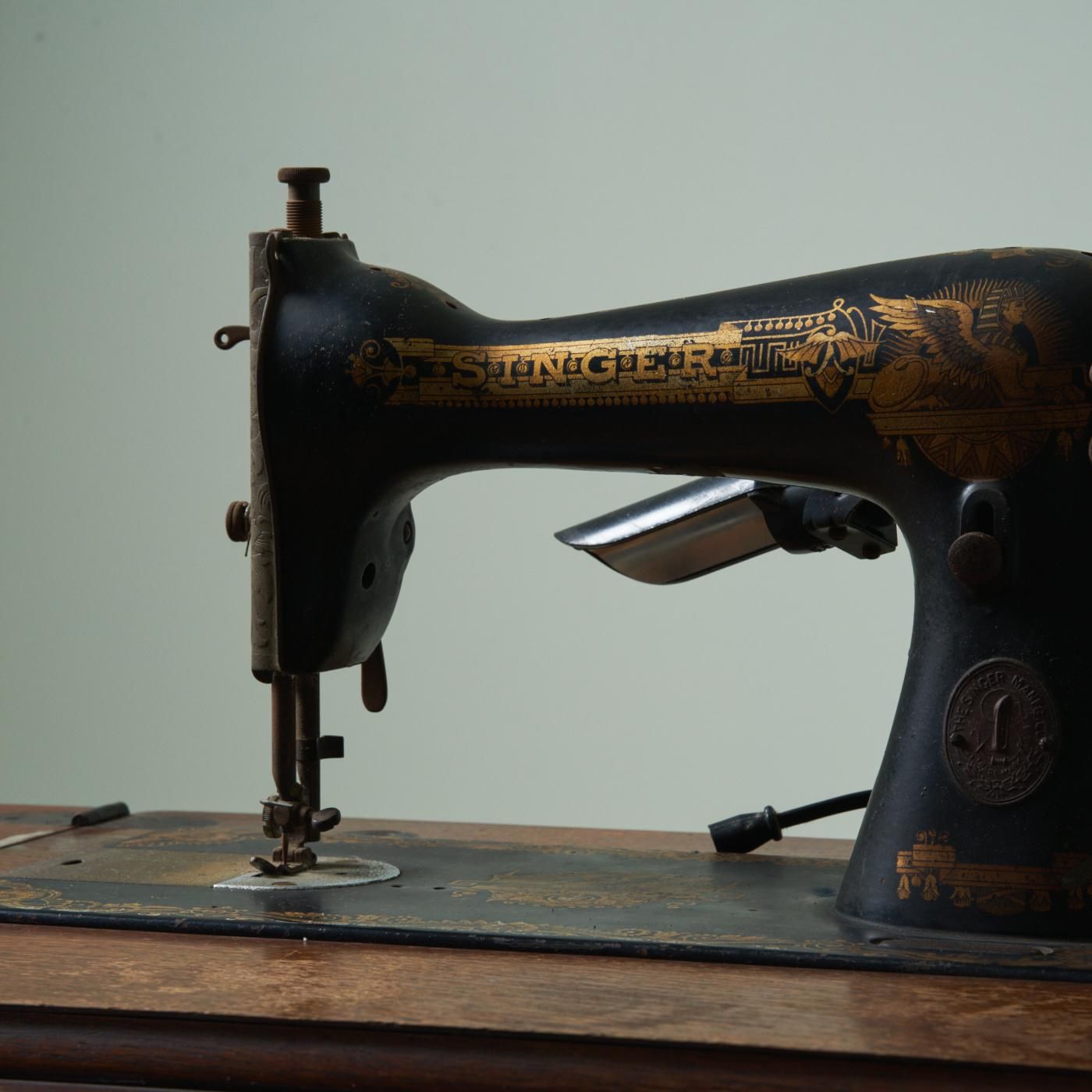 VINTAGE SEWING MACHINE TABLE - POINT NO.39｜東京｜目黒｜真鍮