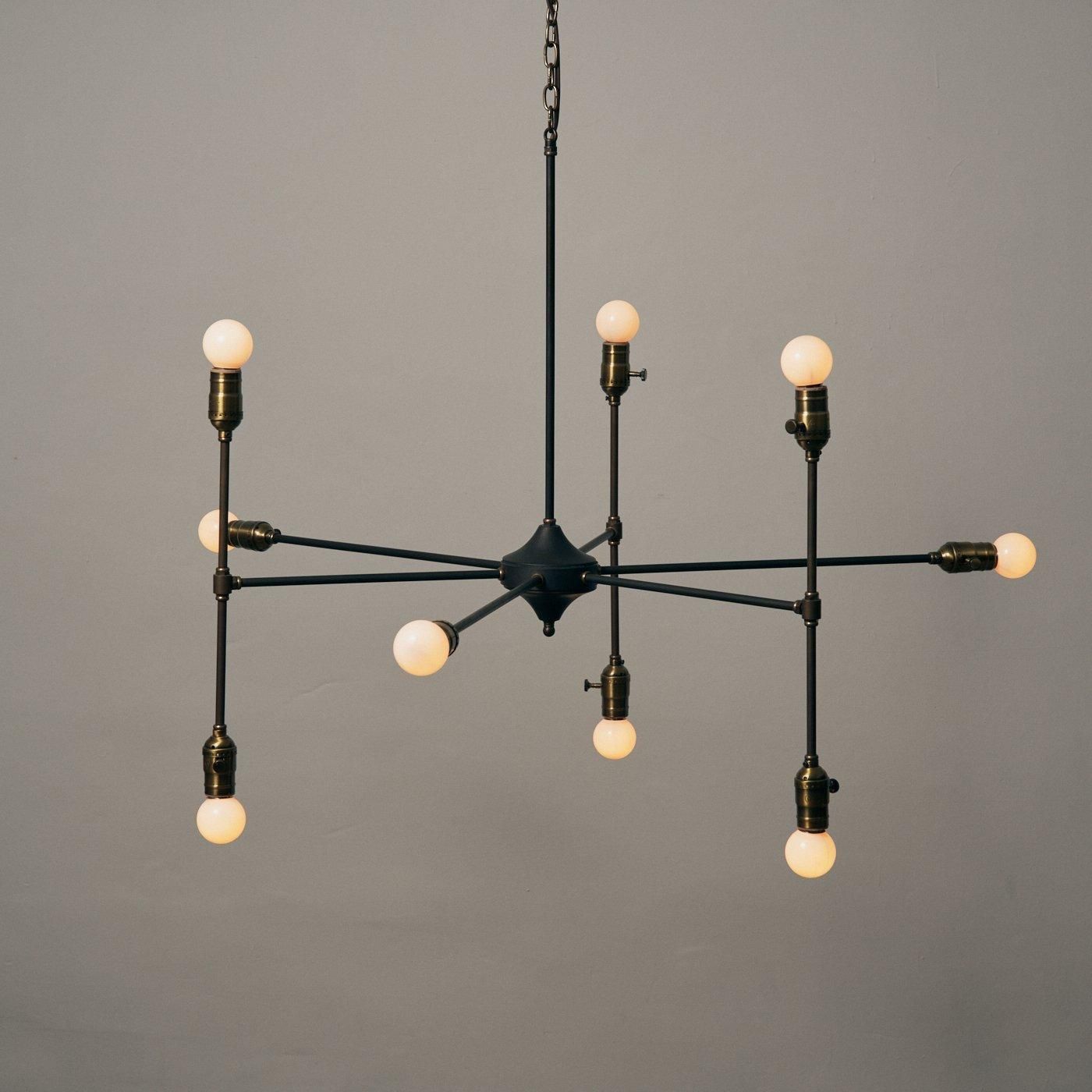 ヴィンテージ 3灯シャンデリア ヒビ加工ガラス LED対応 真鍮 ウッド フランスビンテージ 真鍮の細かな装飾が目を引くシャンデリア(3