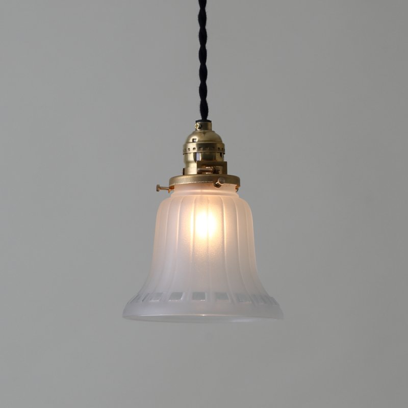 <img class='new_mark_img1' src='https://img.shop-pro.jp/img/new/icons14.gif' style='border:none;display:inline;margin:0px;padding:0px;width:auto;' />VINTAGE  GLASS SHADE PENDANT <br> ơ 饹 ڥ