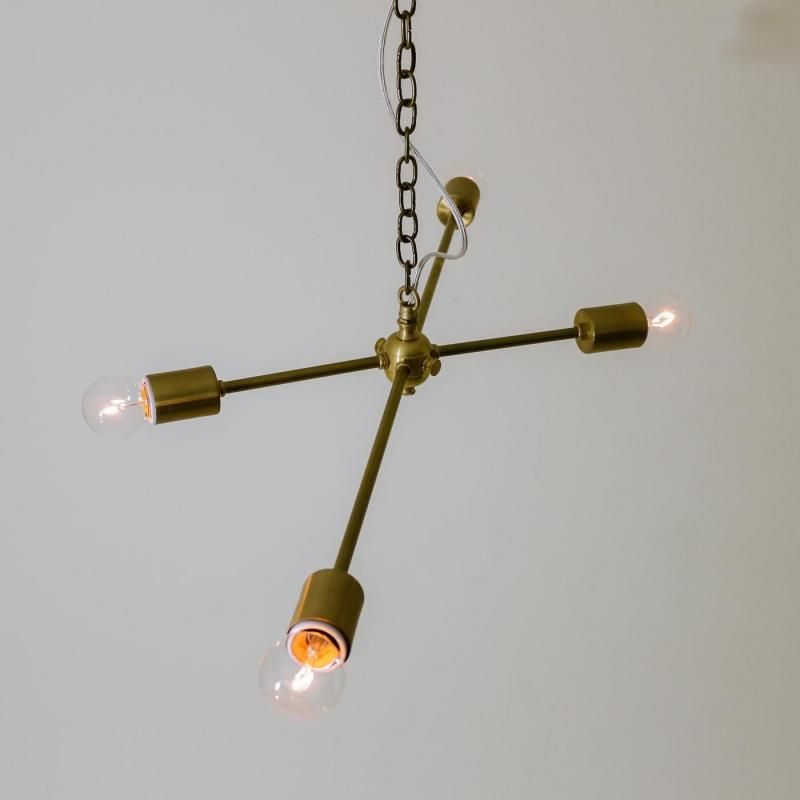 <img class='new_mark_img1' src='https://img.shop-pro.jp/img/new/icons14.gif' style='border:none;display:inline;margin:0px;padding:0px;width:auto;' />OPL115<br>4 BULBS LIGHT / 4