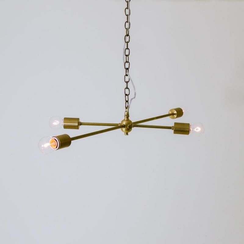 <img class='new_mark_img1' src='https://img.shop-pro.jp/img/new/icons14.gif' style='border:none;display:inline;margin:0px;padding:0px;width:auto;' />OPL116<br>4 BULBS LIGHT / 4