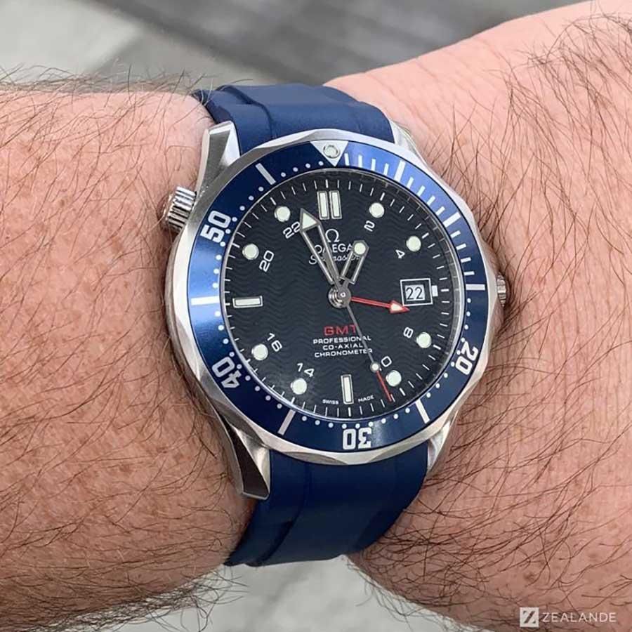 ラバーベルト：オメガ シーマスター プロ 300m コーアクシャル GMT（OMEGA SEAMASTER DIVER 300M CO-AXIAL  GMT）用 - ロレックスラバーベルト・オメガラバーベルト-EBISU LEATHER