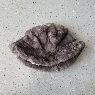 DIGNITYFluffyFurHat