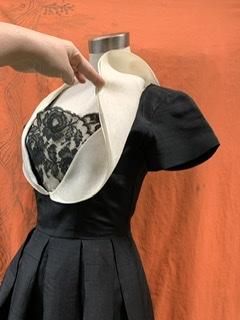 50s セーラー風 黒白 ワンピース パニエつき ヴィンテージ 50s セーラー風 黒白 ワンピース パニエつき ヴィンテージ