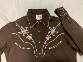 60s カラフル刺繍 ウエスタンシャツ Kennington チョコレート 60s カラフル刺繍 ウエスタンシャツ Kennington チョコレート