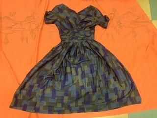 50s 前も後ろもVネック ワンピース ドレス サーキュラー 50s 前も後ろもVネック ワンピース ドレス サーキュラー