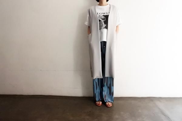 ロングジレ着用画像ポケット強調