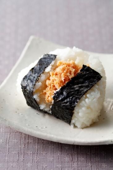国産鮭フレーク（焼鮭ほぐし）200g×4本 計800g 鮭 サケ 鮭ほぐし