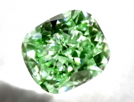 グリーンダイヤモンドルース/ F.G.Y. GREEN/ 0.720 ct.