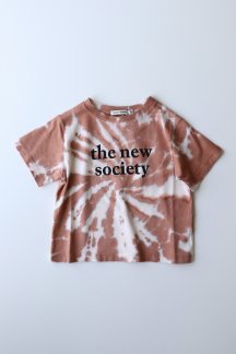 <img class='new_mark_img1' src='https://img.shop-pro.jp/img/new/icons20.gif' style='border:none;display:inline;margin:0px;padding:0px;width:auto;' />30%OFFthe new society TEE CARAMEL TIE DYE