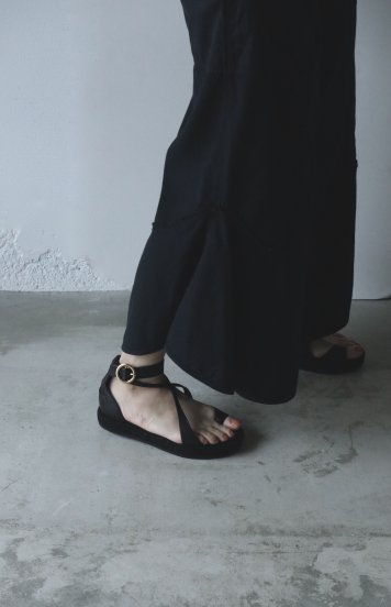 【50%OFF】Mame Kurogouchi Curved Line Ankle Strap Sandals - HEIRLOOM