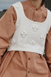 Mame Kurogouchi Bubble Pattern Sleeveless Knitted Top