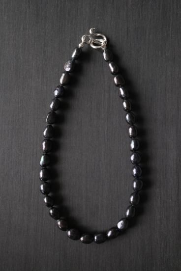 R.ALAGAN / Black Medium Pearl Necklace - HEIRLOOM R.ALAGAN / Black Medium Pearl Necklace - HEIRLOOM