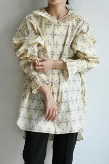JUN MIKAMI / Print Pleats Collar Shirts