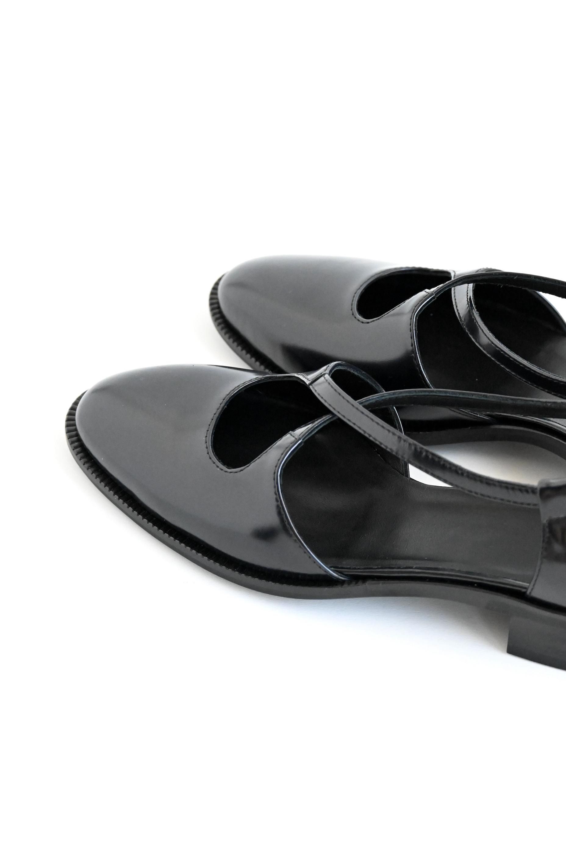 KATIM / SHAW - Glass Black - HEIRLOOM KATIM / SHAW - Glass Black - HEIRLOOM