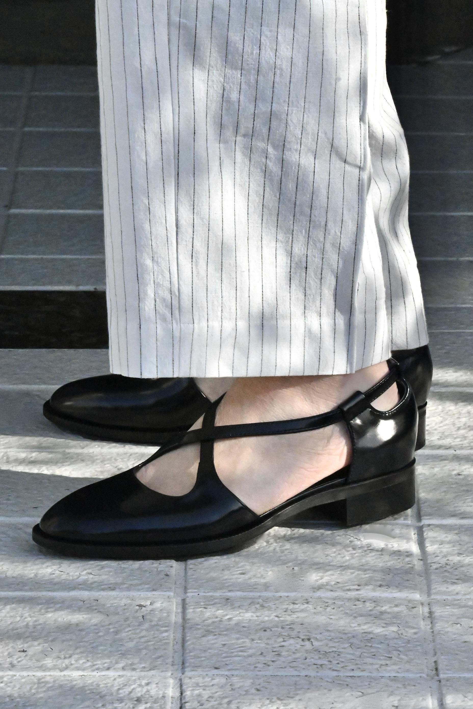 KATIM / SHAW - Glass Black - HEIRLOOM