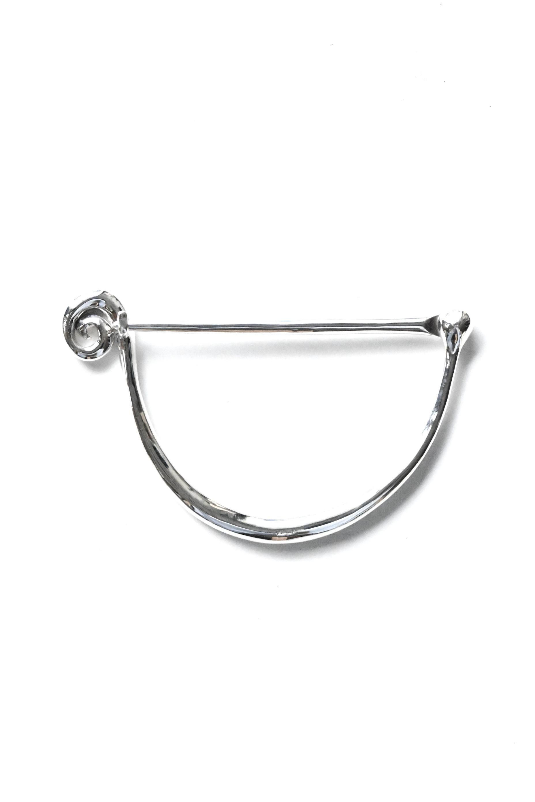 R.ALAGAN / Fibula Bangle - Silver - HEIRLOOM R.ALAGAN / Fibula Bangle - Silver - HEIRLOOM