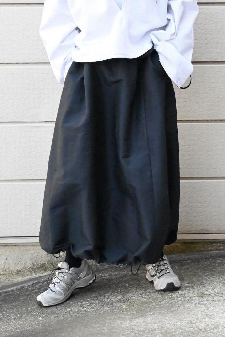 GALERIEVIE / Shape Memory Weather Cocoon Skirt 