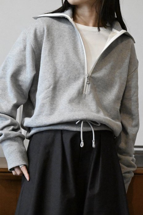 JUN MIKAMI / Half Zip Pullover - Gray