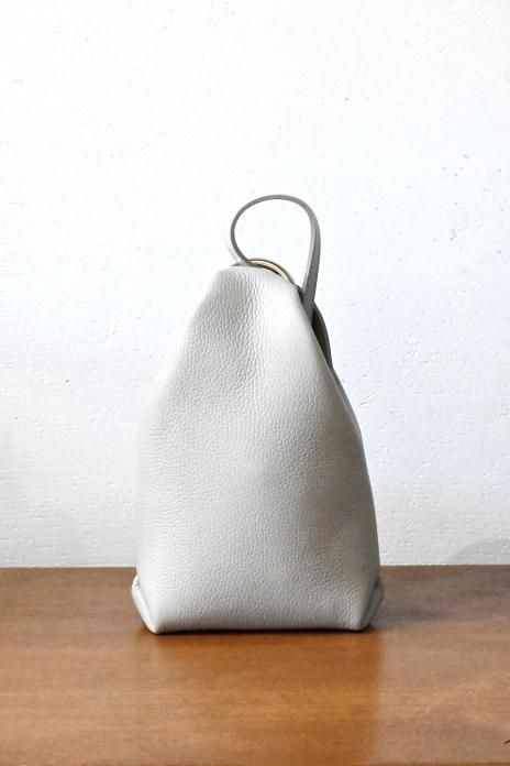 MARROW / DOUBLE FACED RING MUFF - Pearl Gray