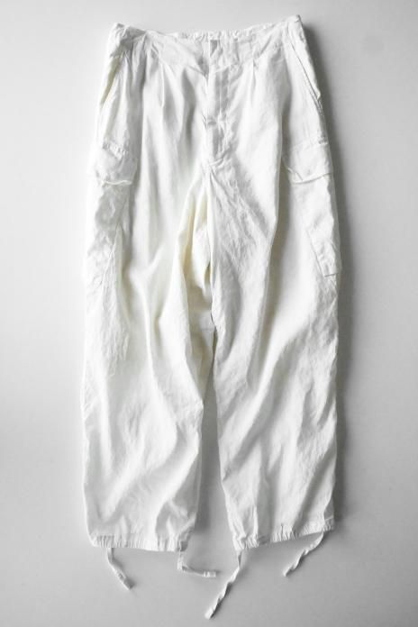 unfil / Washed & Wrinkled Cordlane Cargo Pants - White